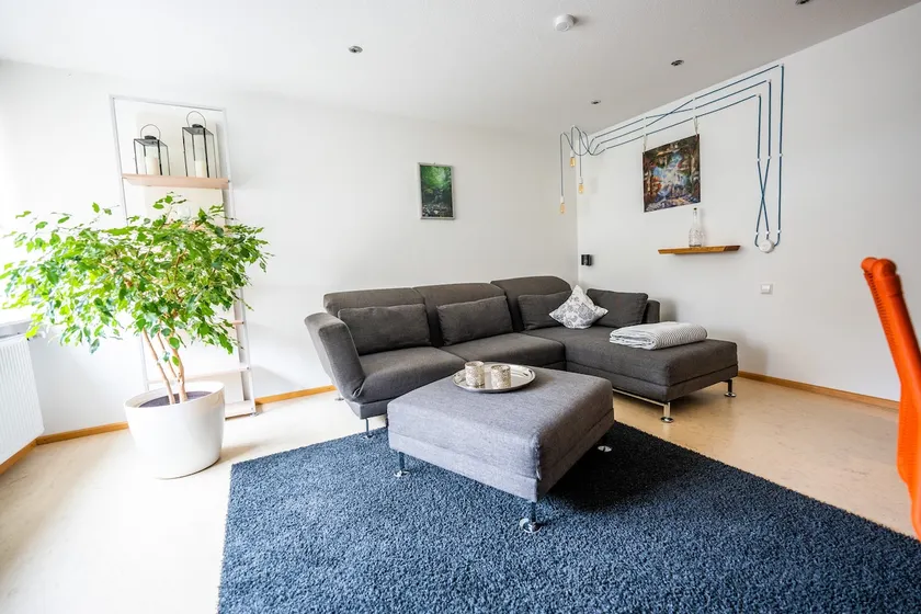 Rural 2-room apartment - Image 1