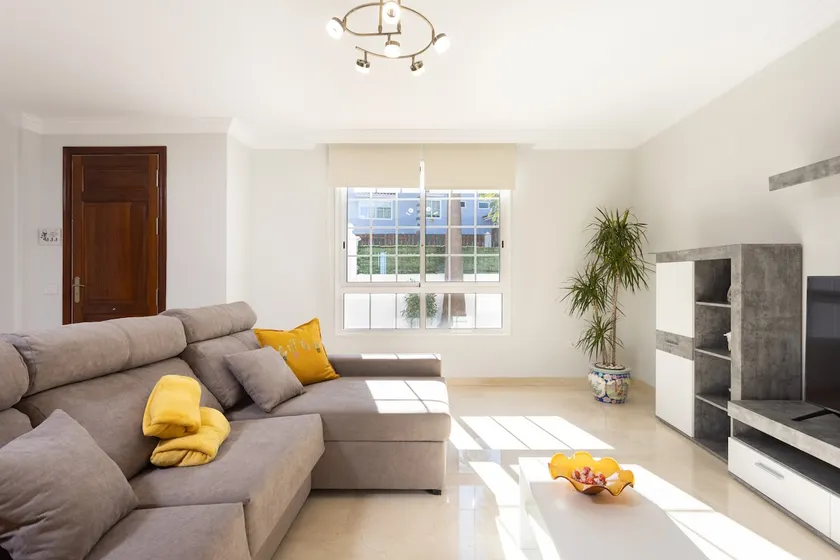 Cozy and quiet accommodation - Image 1