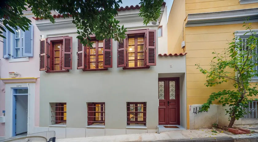 A Neoclassical Mansion in Athens - Image 1