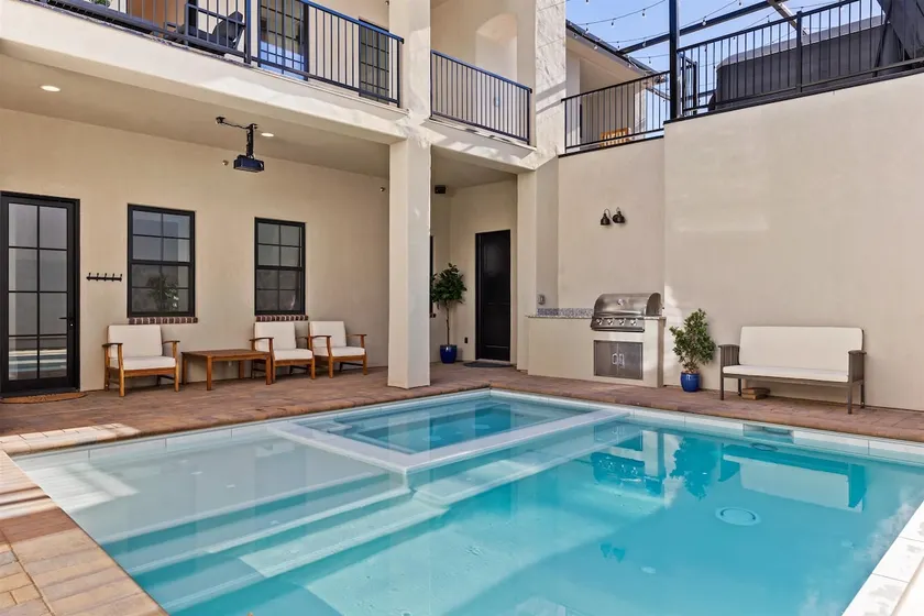 Private Pool, Sauna, Hot Tubs, Views - Image 1