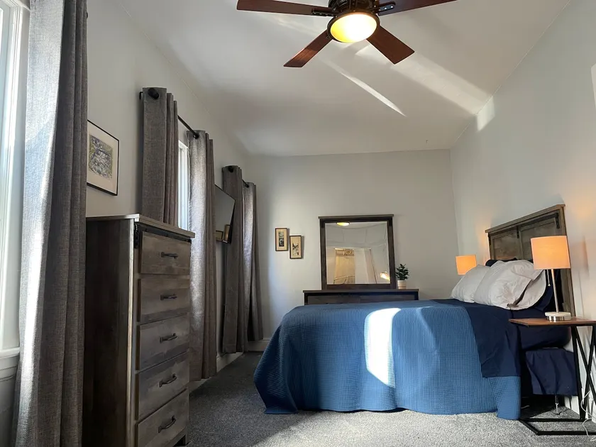 Tranquil Hideaway in Elmwood Village - Image 1