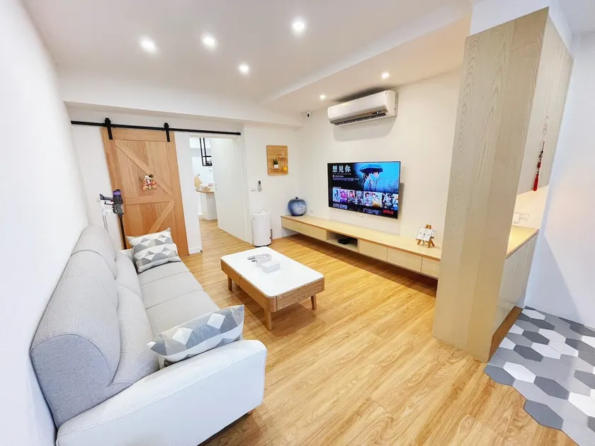 No.145 ”Four-person Bedroom” [Entire Muji Holiday Home/Only one group of guests at a time] - Image 1