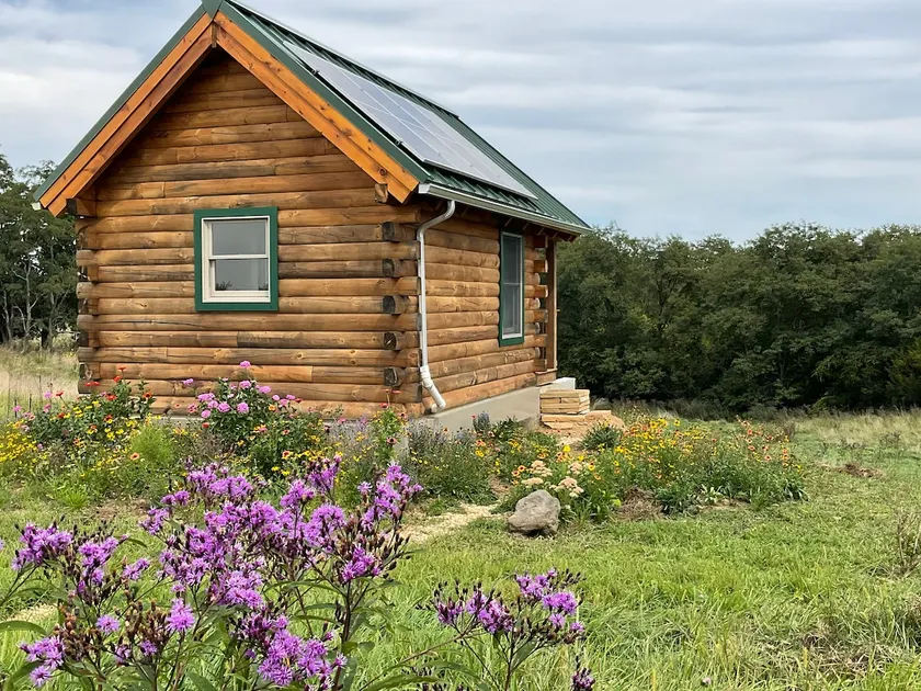 Cozy cabin on 93 acres - Image 1