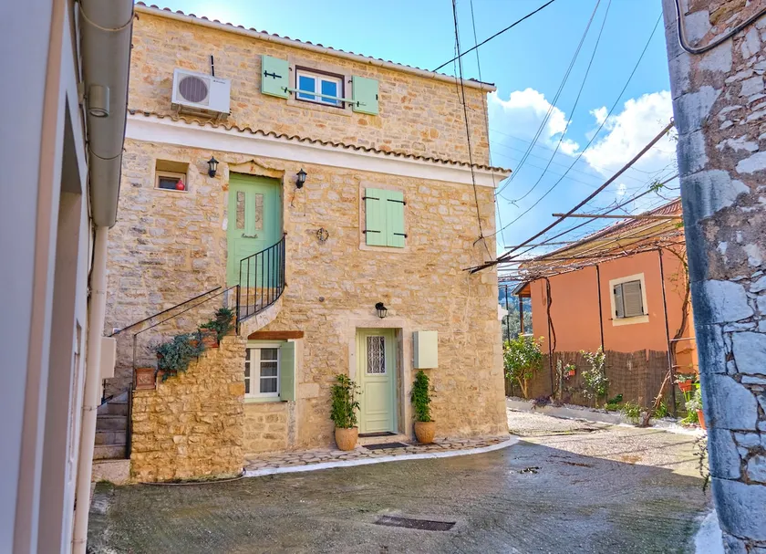 Casa Elia in Pithos, Corfu - Image 1
