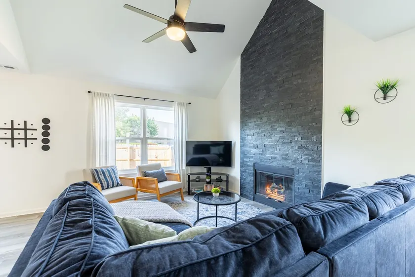 Lawrence Layup - Cozy King Suite, Family Fun & KU - Image 1