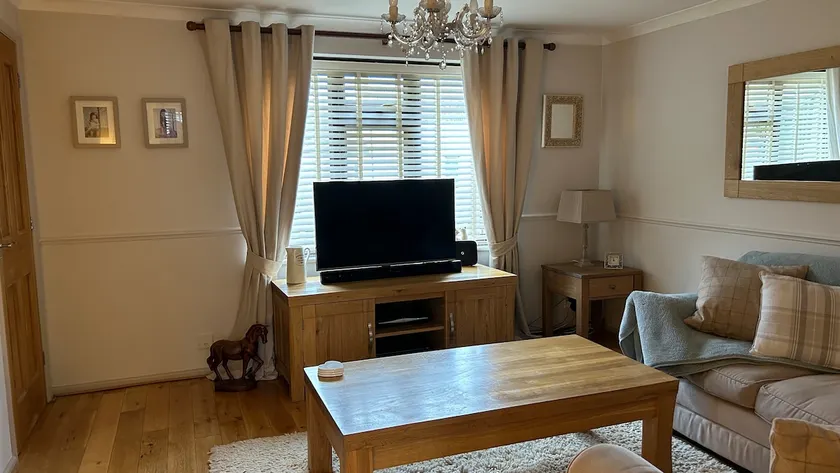 Cosy 2 bed, home from home - Image 1