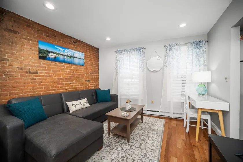 Exquisite North End 1brm - Image 1