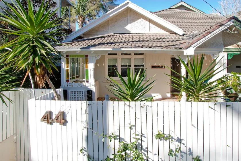 2BR home only 2 minutes from the beach - Image 1
