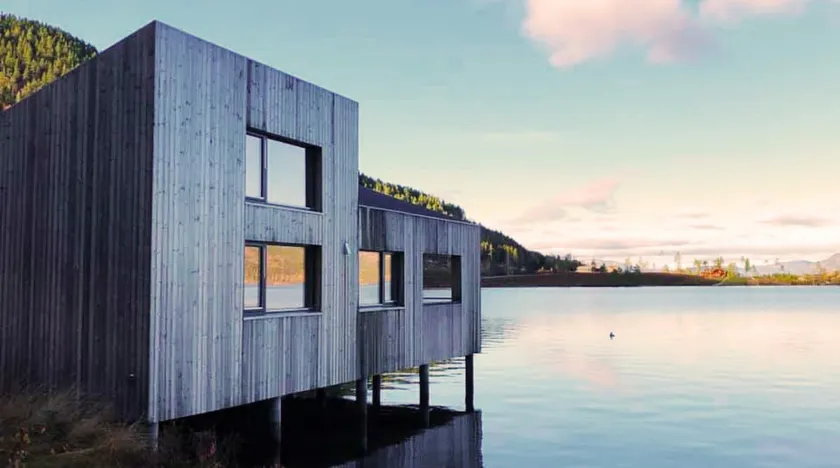 The boathouse - a pearl by the water! - Image 1