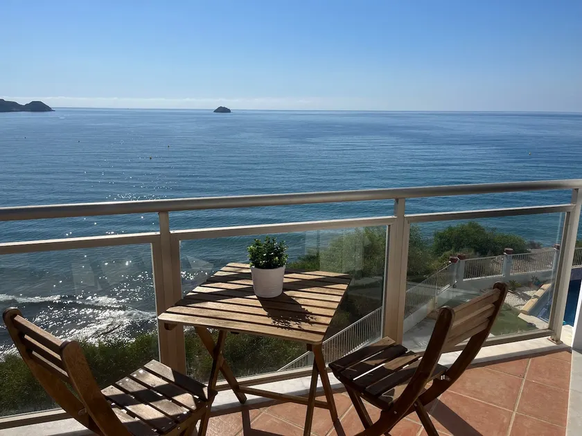 Apartment with a view, the sound of the waves - Image 1