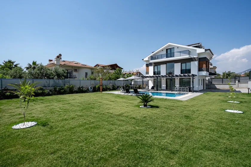 Luxury Villa with Private Pool in Ölüdeniz, Fethiye - Image 1