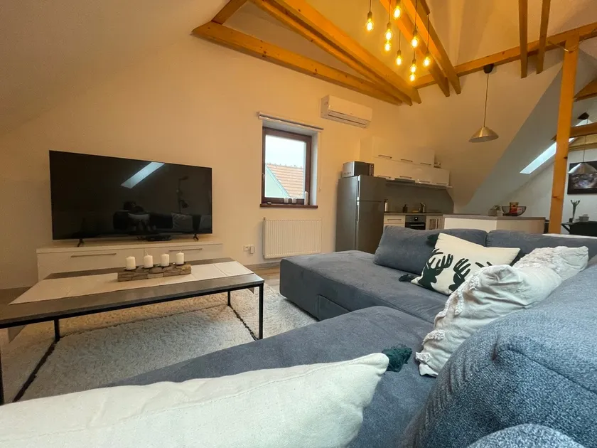 Stylish apartment - Image 1