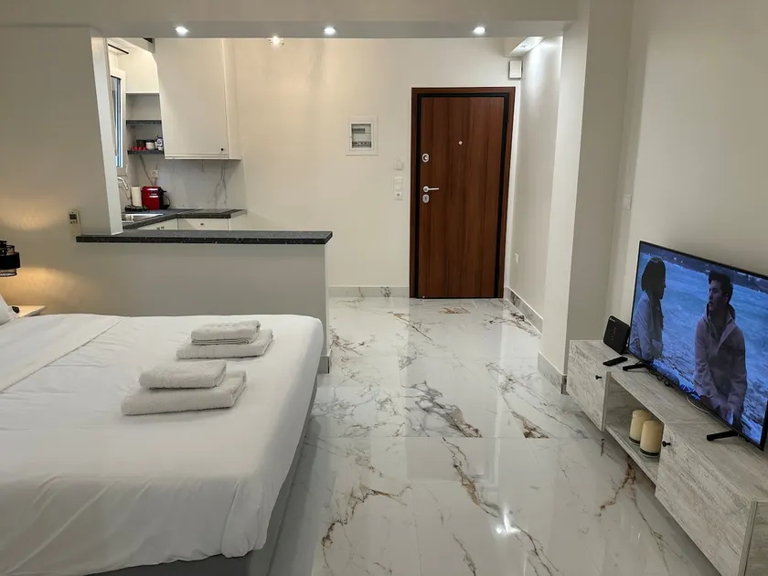 Juliet apartment 02 - Image 1