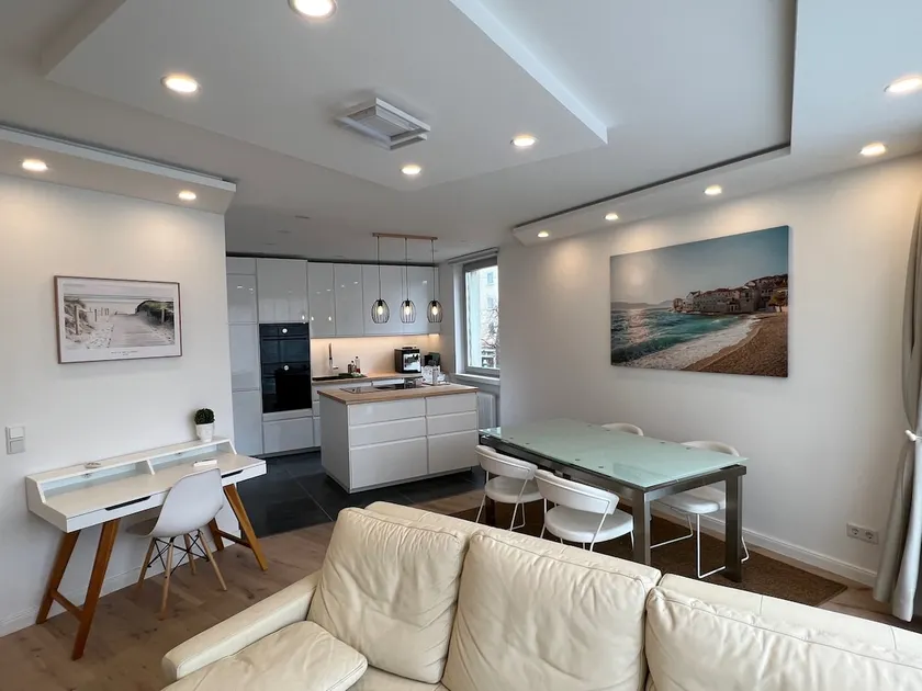 Lovely HOME Suite in Nuremberg - Image 1
