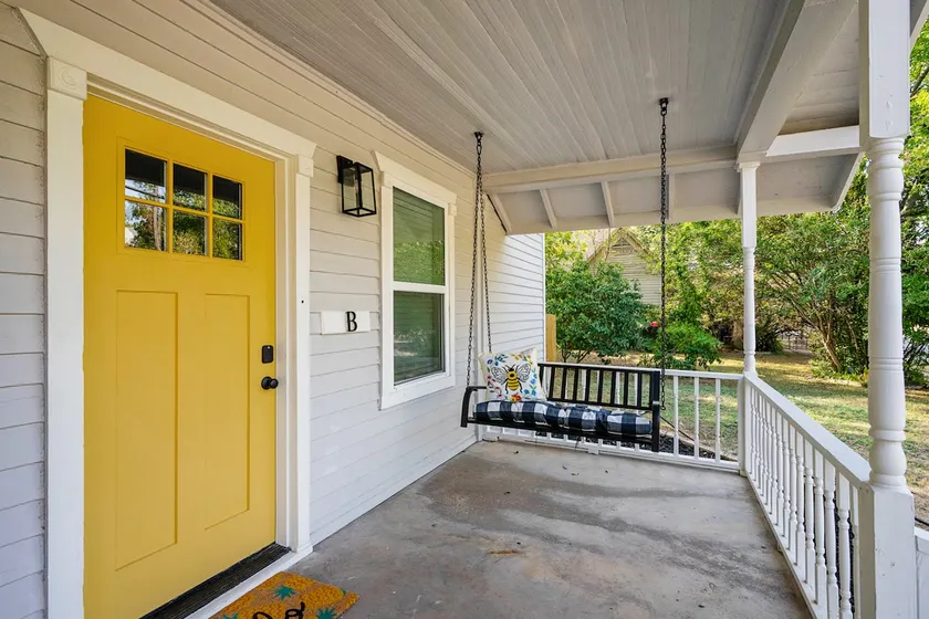 Yellow Jacket Cottage - Image 1