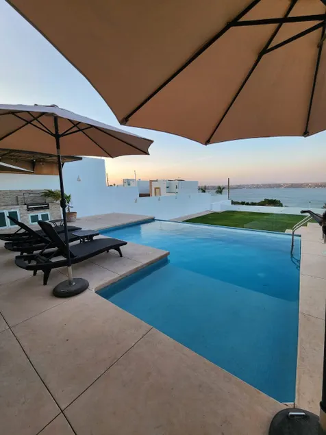 Beautiful house in Teques - Image 1