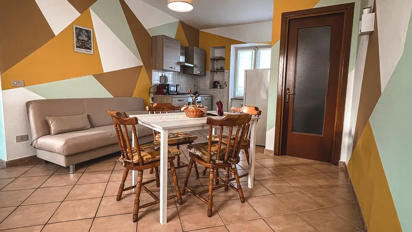 Cézanne - Holiday Apartment in La Morra  - Image 1