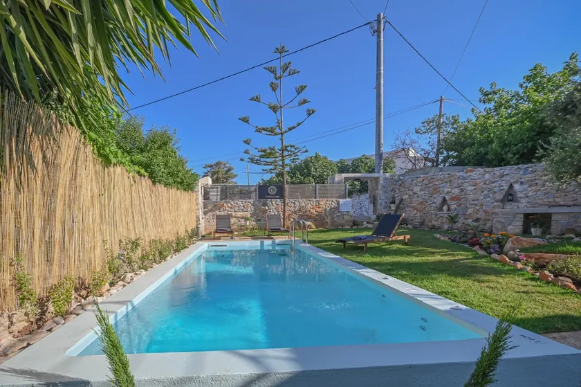 Cozy Villa - Sauna & Hydromassage - Prive Pool - BBQ - View - Image 1