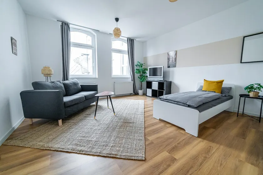 FullHouse | Magdeburg | L10-2 | Family Apartment - Image 1