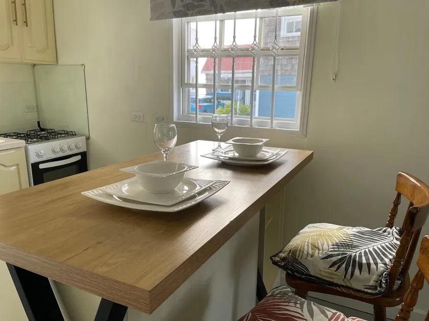 Claurise Cottage | Two minutes from the Beach - Image 1