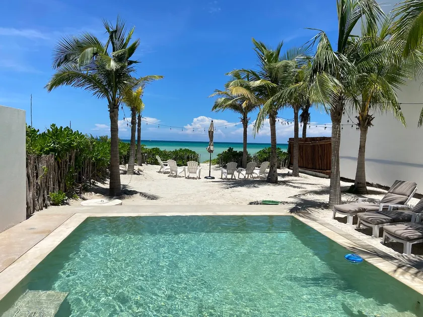Oceanfront house in San Benito, Yucatan - Image 1