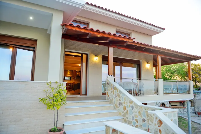 Monte e Mare - Image 1