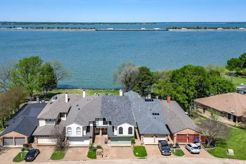 Lake Ray Hubbard - Luxury Lakeside Home - Rockwall - Image 1