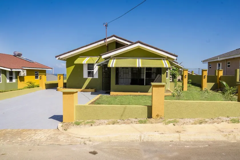 Your Island getaway in Jamaica.<br>Come and have a taste of Paradise & the culture  - Image 1