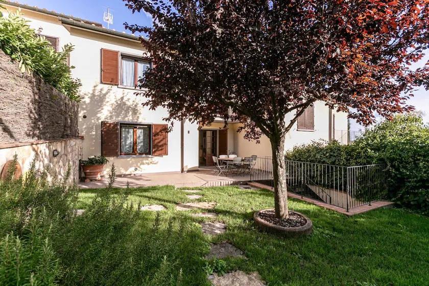 Townhouse in Chianti - Image 1