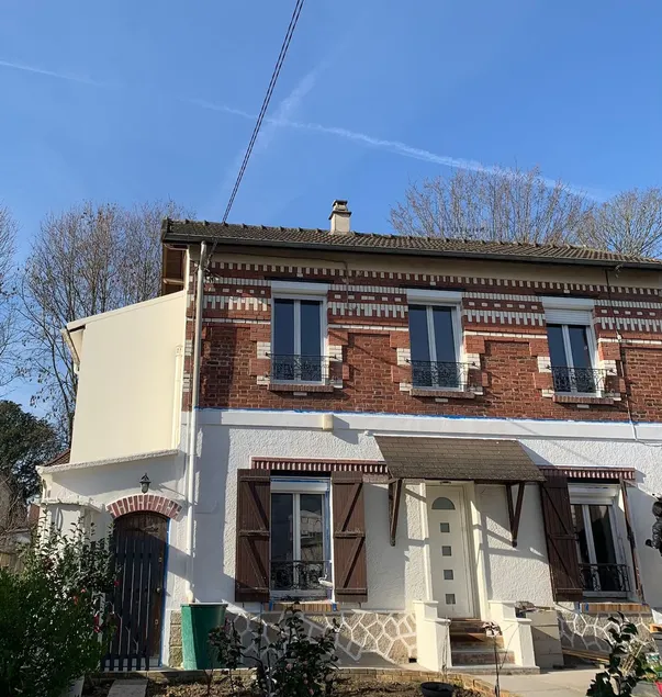 Apartment near Paris - Image 1