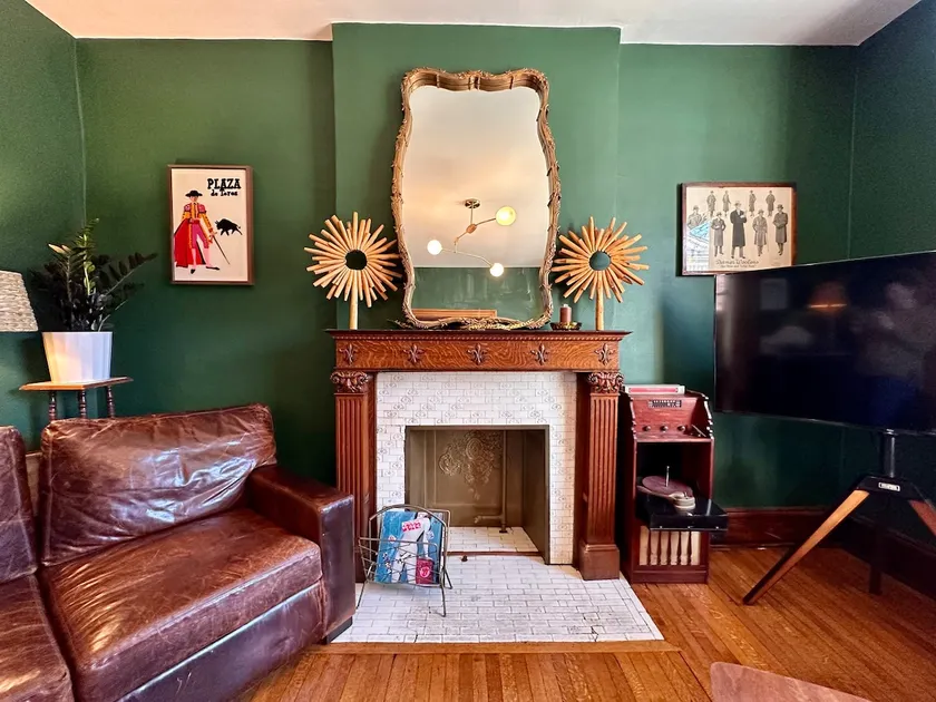 Moody Maximalism in Lafayette Square - Image 1