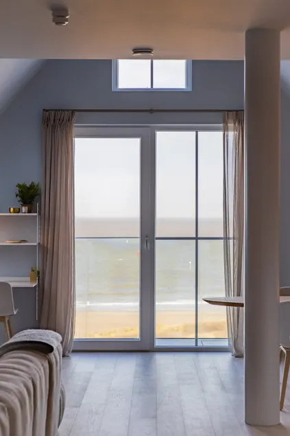 By Sea, Full Sea View, balcony, use of hotel Pool and Sauna - Image 1