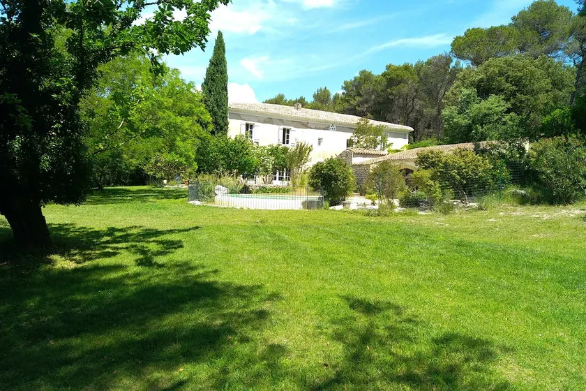 Mas La Magnanerie, cottage at the foot of the Luberon - Image 1