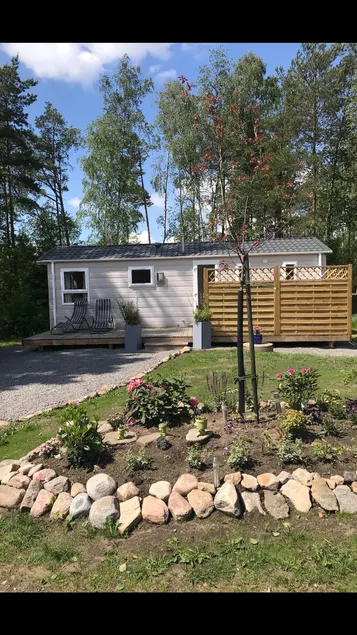 Scenic accommodation in a villa trailer - Image 1