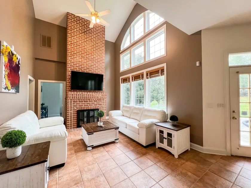 Sugarloaf House, 15 Bed 6.5 Bath, Sauna - Image 1