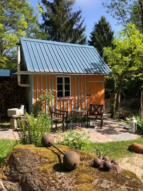 Cozy cottage at the Künstlerhof - Image 1