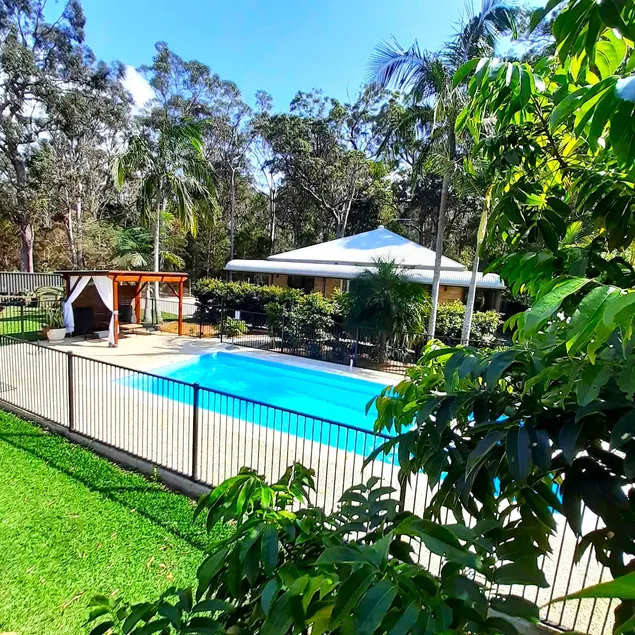 Sandstone Cottage Arrawarra. Bush to beach - Image 1