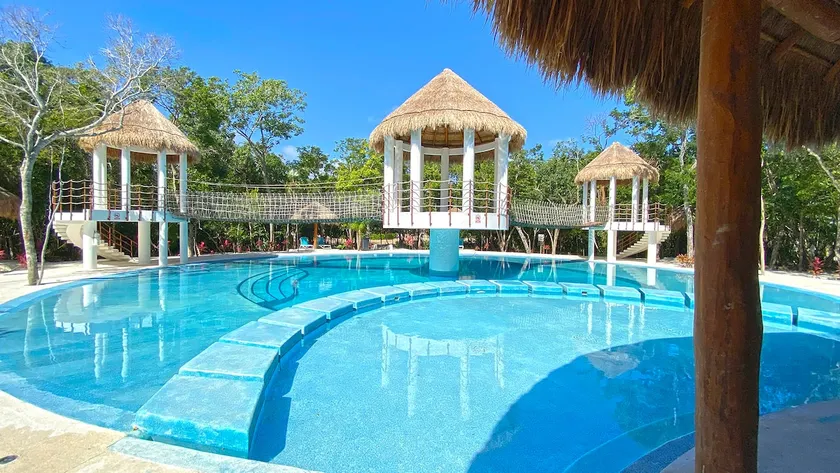 NEW Modern Home w/Private Pool ~10 mi to the beach - Image 1