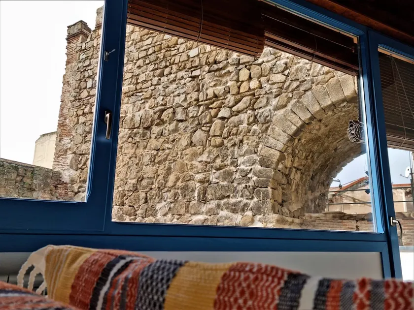 House in the historic center, luxury patio and cave - Image 1