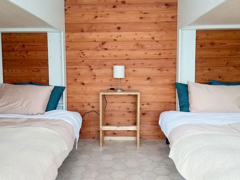 Guesthouse with private sauna and resutaurant - Image 1