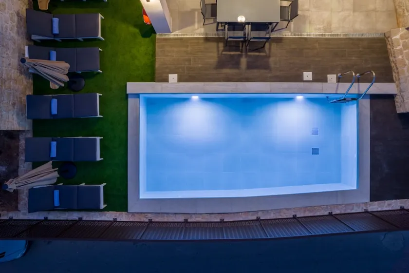 Anna's Residence with Private Pool - Image 1