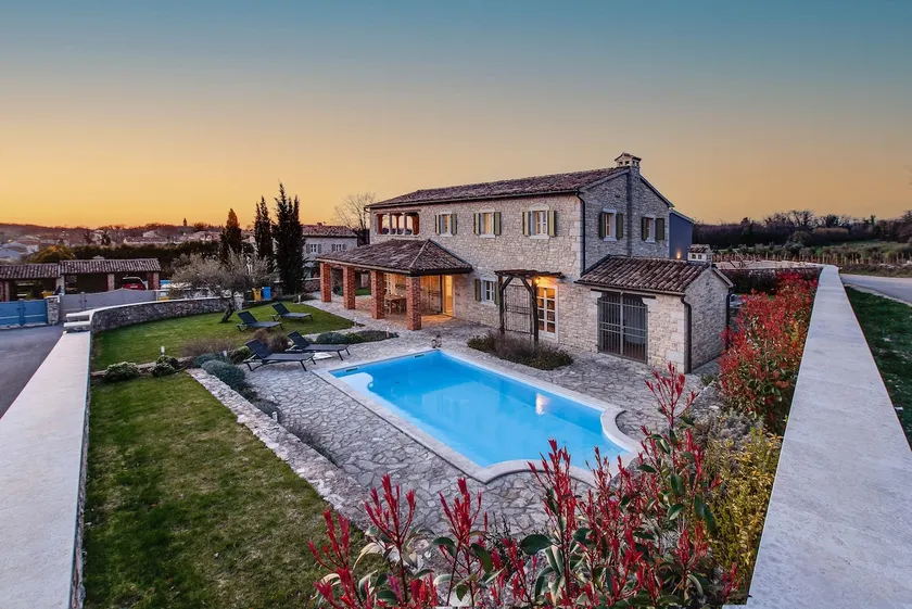 Villa Avalon - Luxury home with pool in the centre of Istria - Image 1