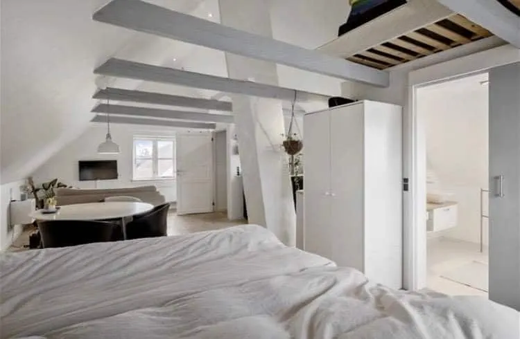 Cozy apartment close to the Airport - Image 1
