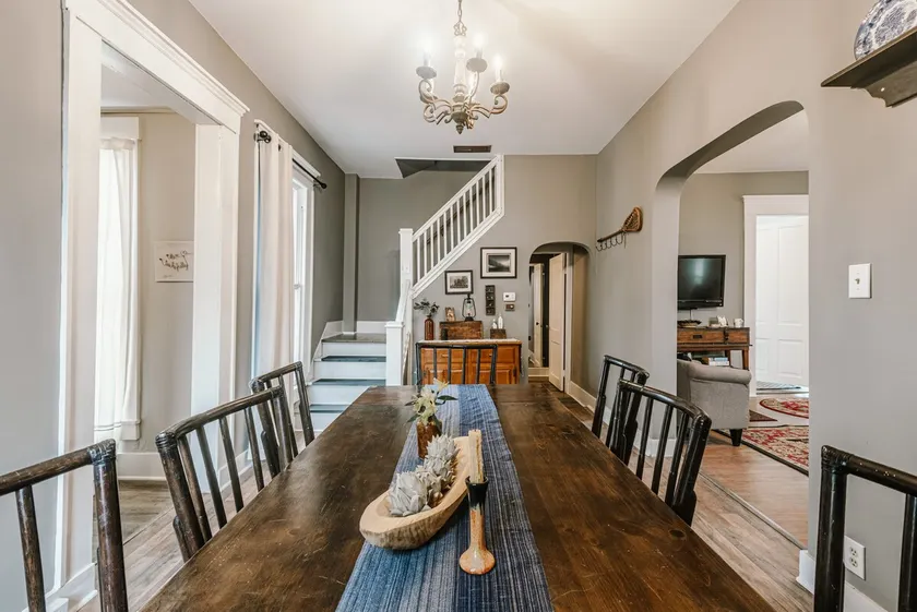 Jefferson St Retreat - Image 1