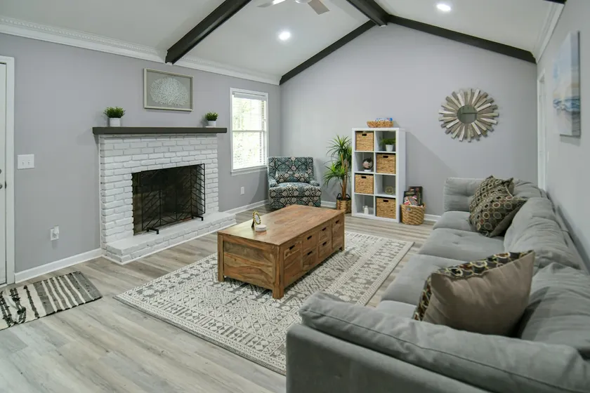 3 BD/2 BA Home w/ Ping-Pong, Arcade, 2 Din Rooms - Image 1