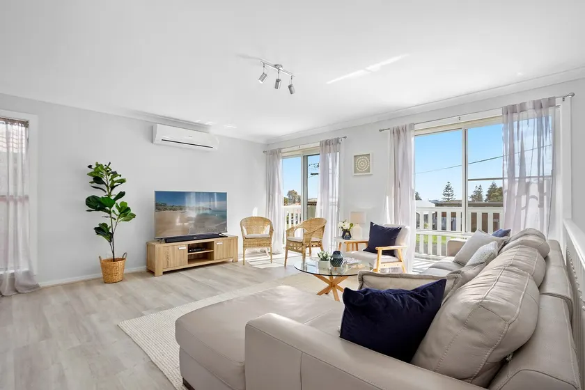 Culburra Beach Retreat - Close to two beaches - Image 1