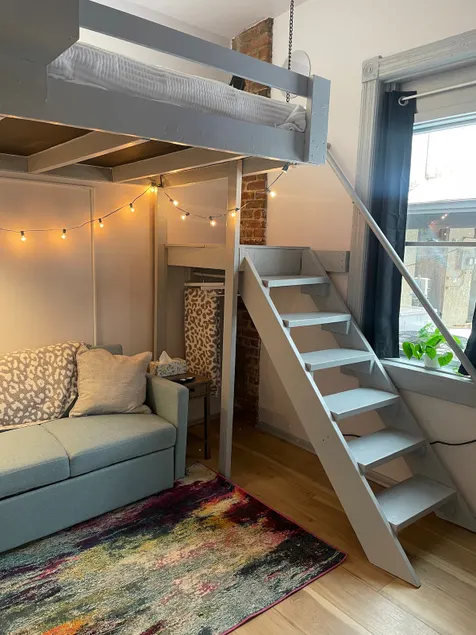 Unique studio with loft bed! - Image 1