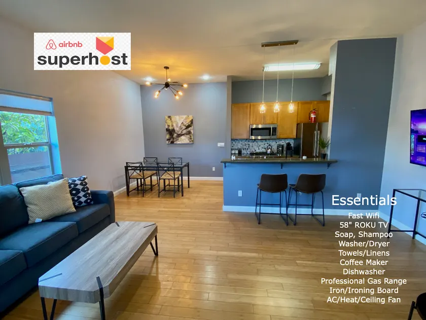 ”We had a Fabulous Stay” private 2 Story townhome - Image 1