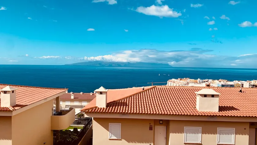 Ocean Sunset House - Image 1