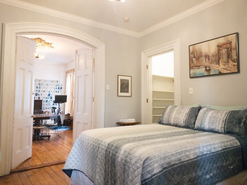 Grandeur Vtg Apt -Walk 2 NYC - City Views -Parking - Image 1